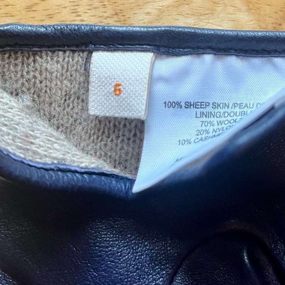 Tory Burch Navy Sheep Skin Gloves Size 6 - Picture 6 of 8